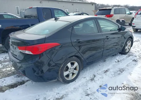 2013 Hyundai Elantra Gls z USA, uszkodzony, nr VIN KMHDH4AE2DU999954
